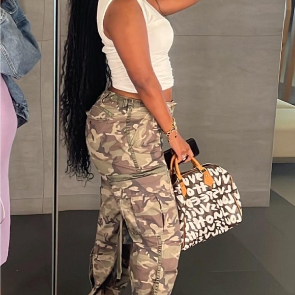 Abercrombie 2000s Utility Pant Camo NWT - Picture 5 of 5